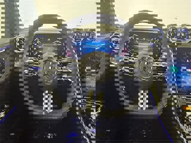 Certified 2025 Mercedes-Benz GLC 300 4MATIC image 24