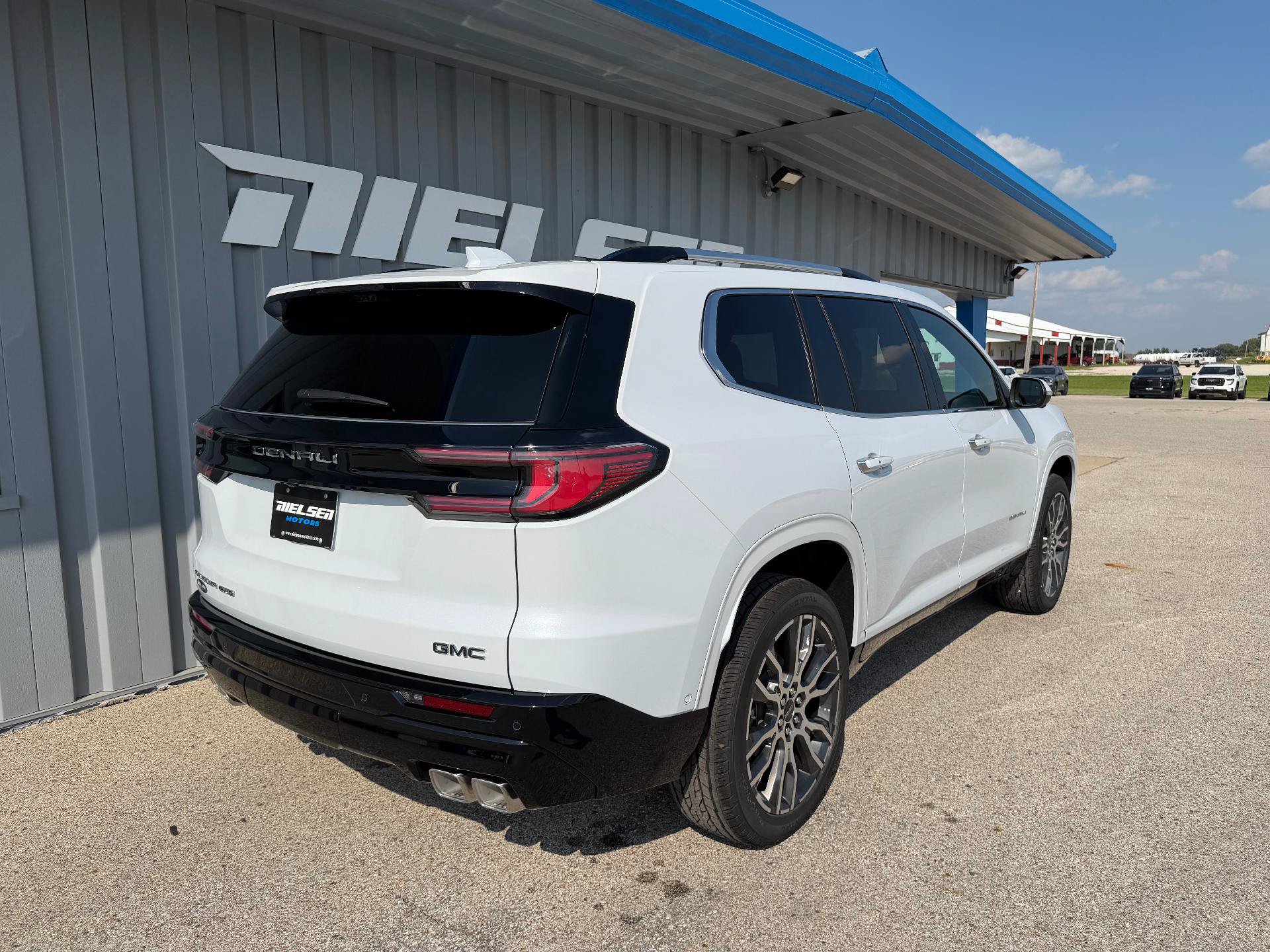 New 2027 GMC Acadia Denali Ultimate AWD/4WD image 6