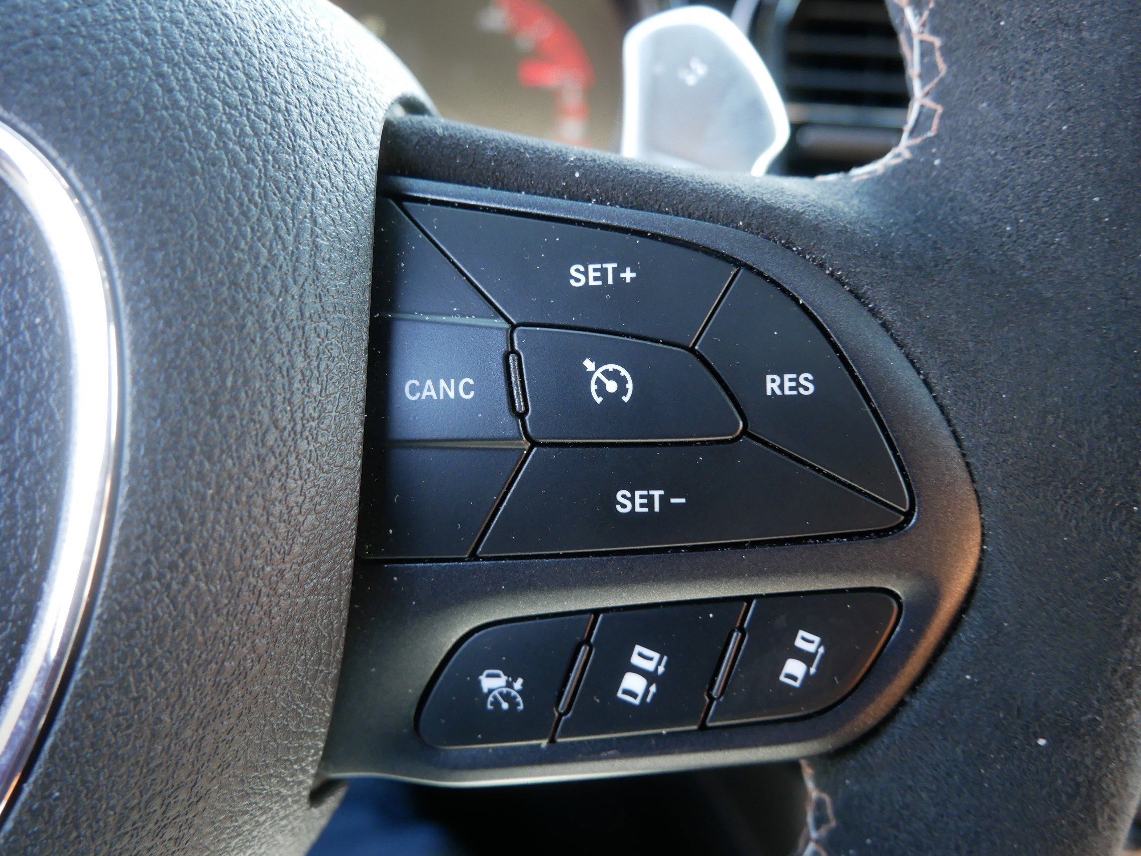 Used 2025 Dodge Durango SRT Hellcat image 28