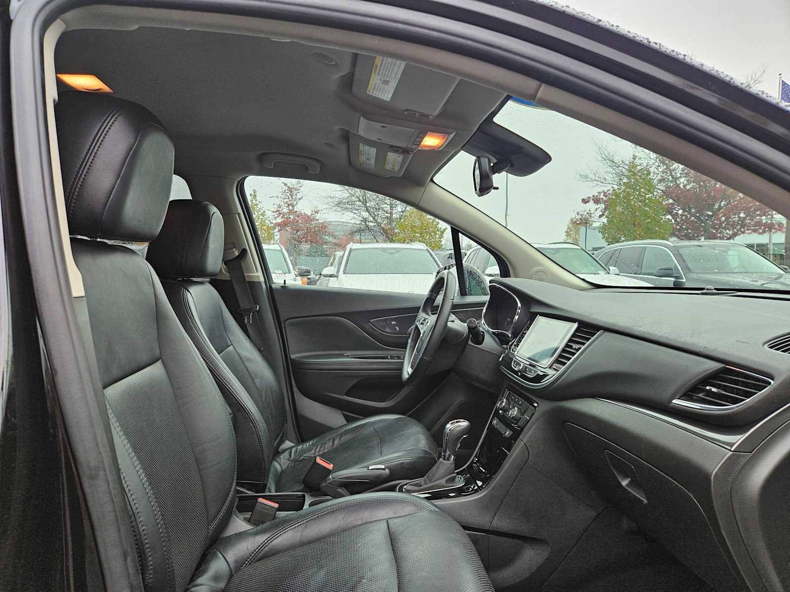 Used 2018 Buick Encore Preferred image 11