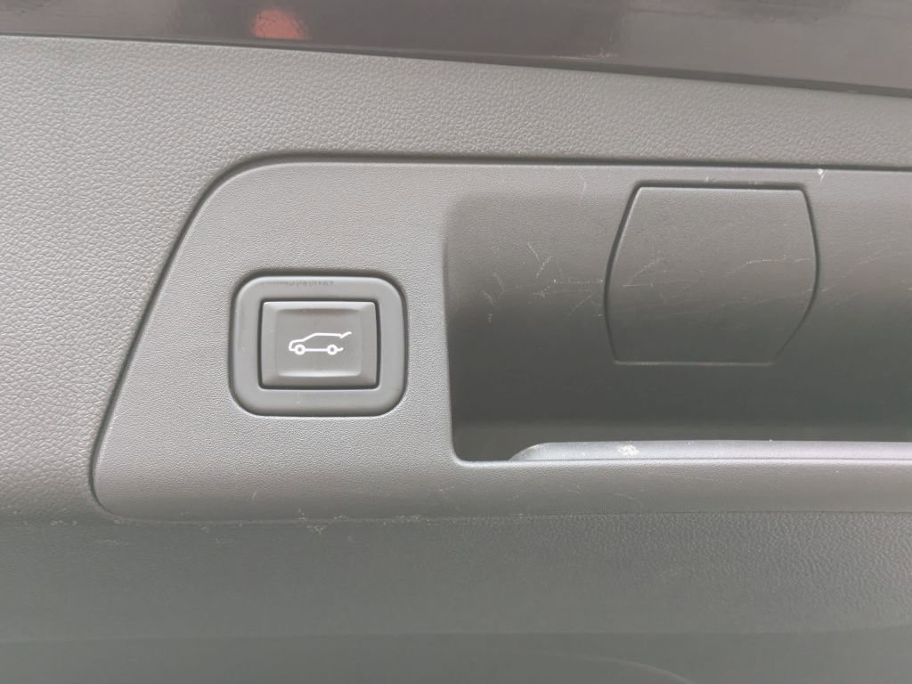 Certified 2023 Buick Envision Avenir AWD/4WD image 35