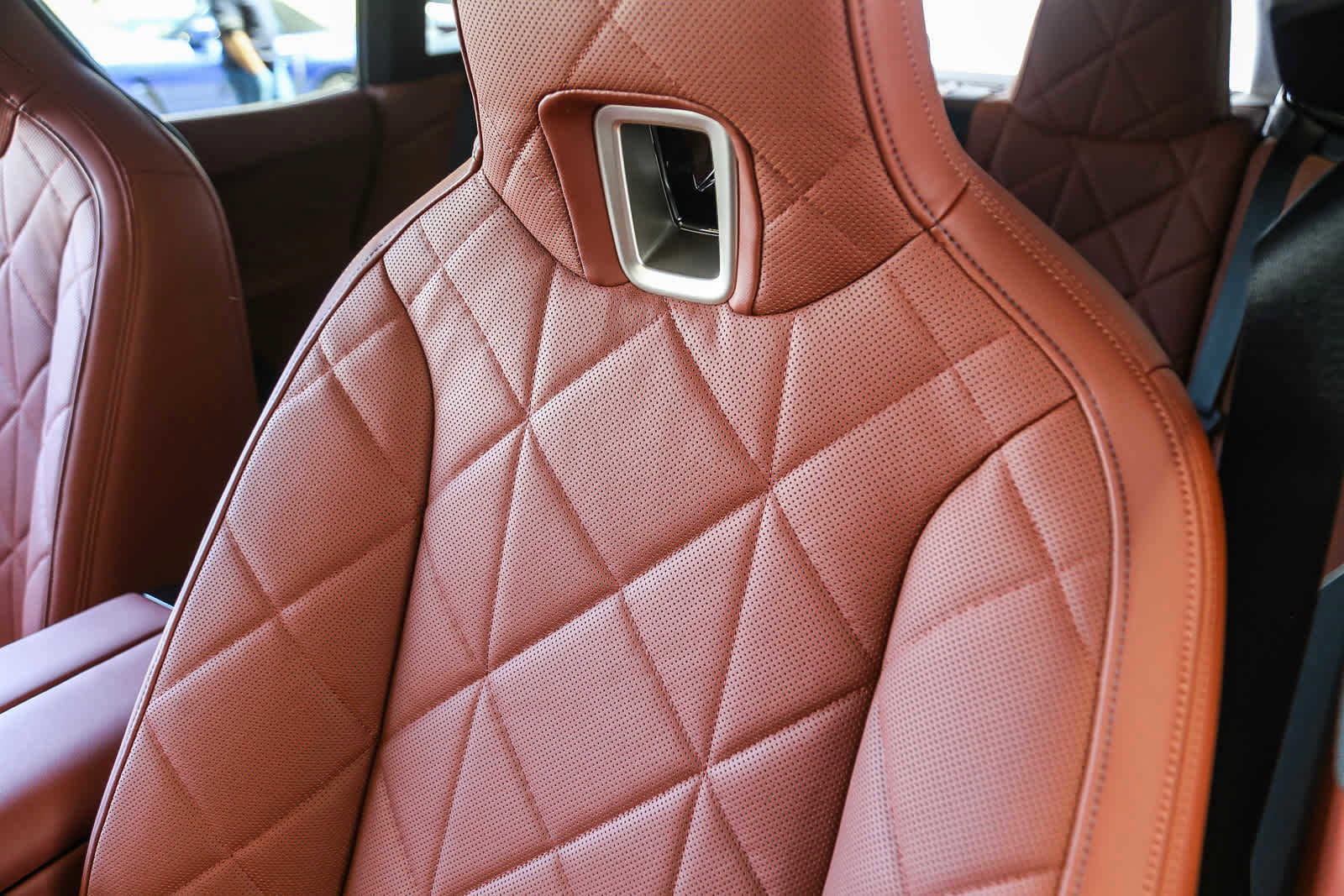 Used 2025 BMW iX xDrive50 w/ Premium Package image 25