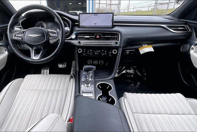 Certified 2025 Genesis G70 3.3T Advanced RWD image 15