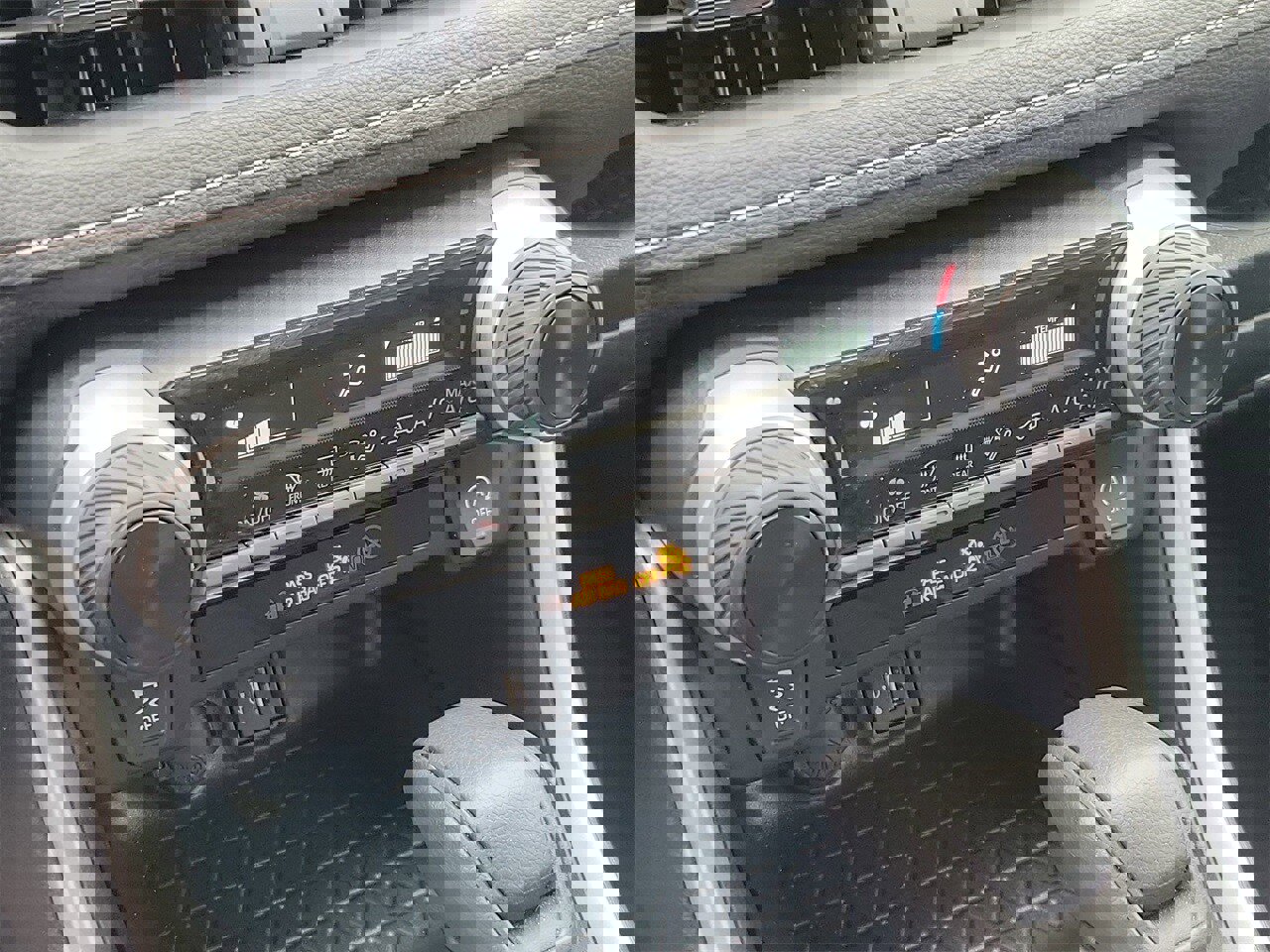 Used 2025 Toyota RAV4 LE image 26