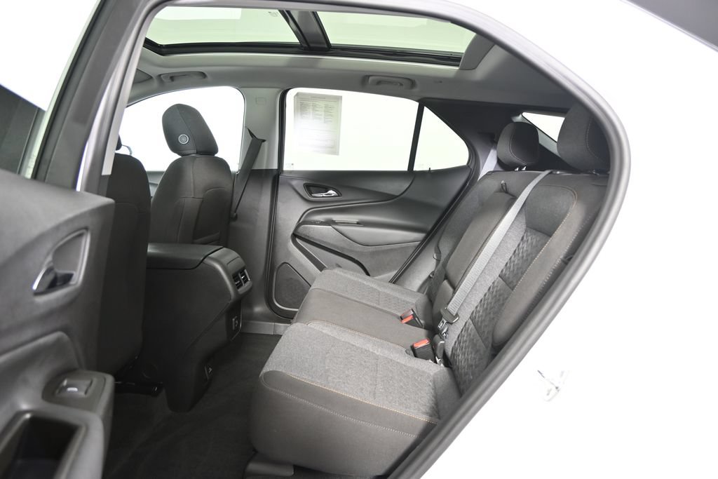 Used 2024 Chevrolet Equinox LT AWD/4WD image 17
