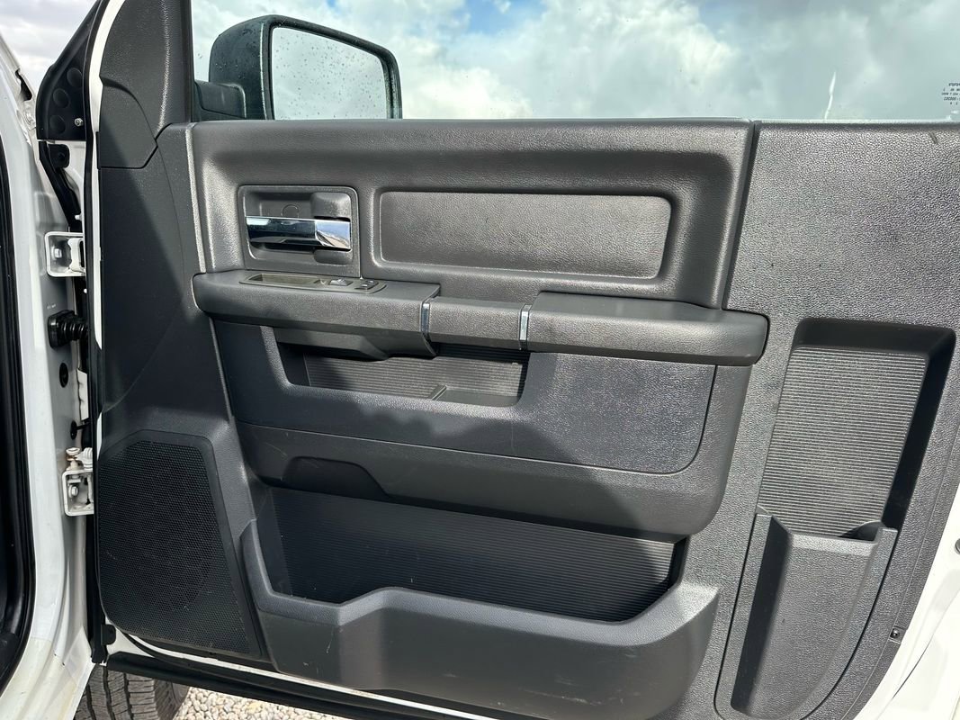 Used 2012 RAM 2500 ST w/ PWR & Remote Entry Group image 13