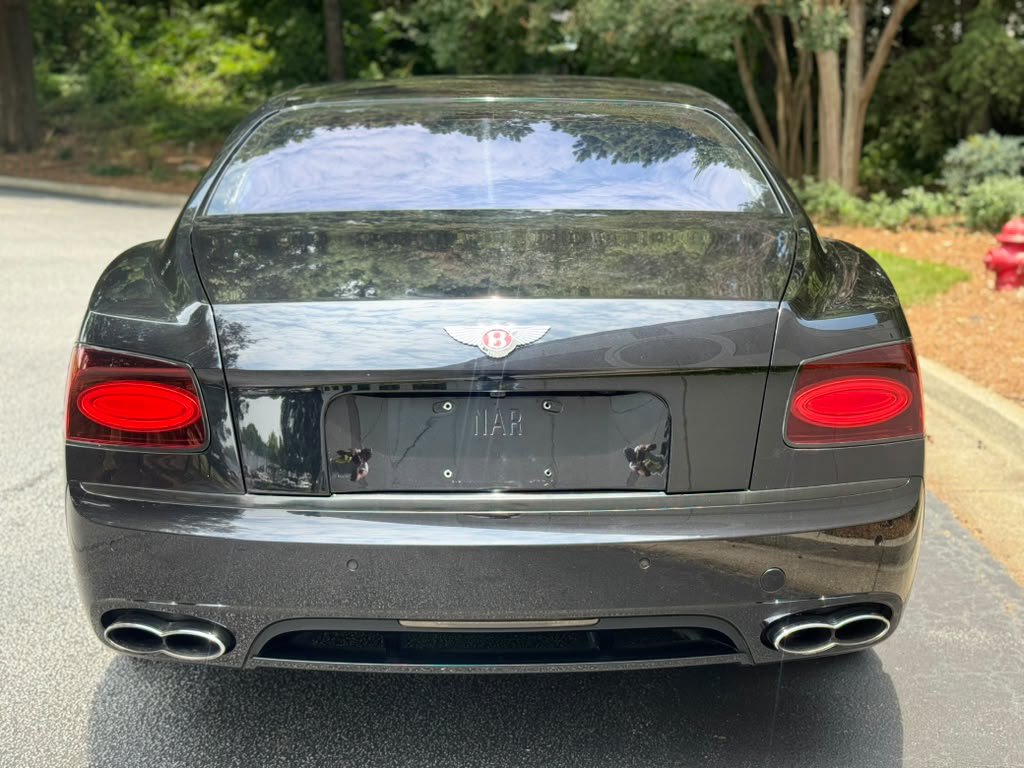 Used 2017 Bentley Flying Spur S V8 AWD/4WD image 21