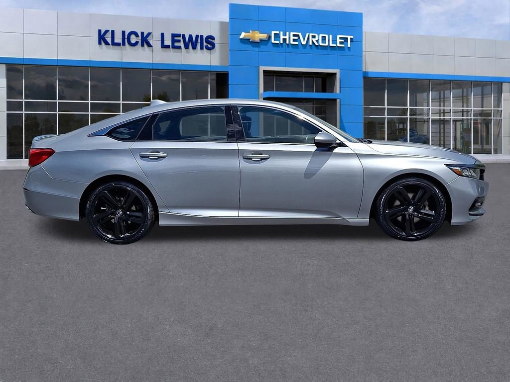 Used 2019 Honda Accord Sport image 9