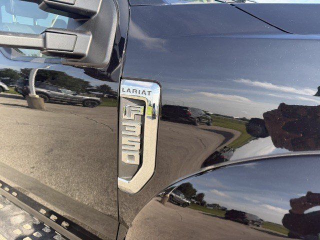 Used 2021 Ford F350 Lariat w/ Tremor Off-Road Package AWD/4WD image 12