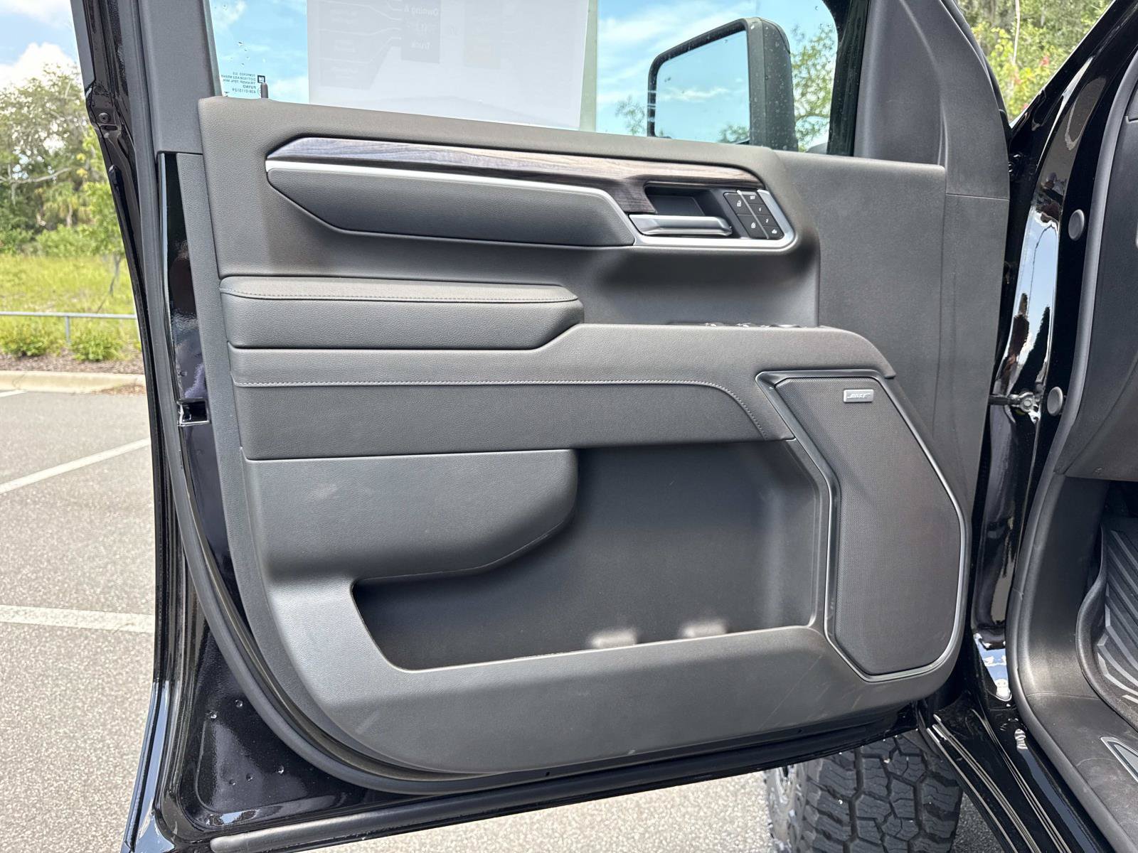 New 2026 Chevrolet Silverado 2500 LTZ w/ LTZ Plus Package AWD/4WD image 18