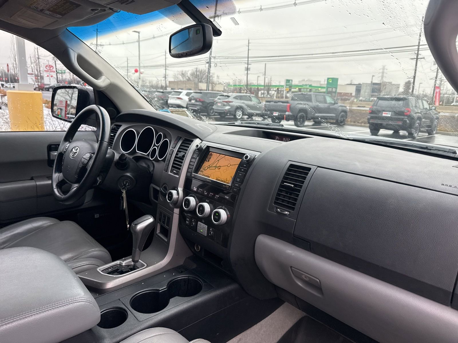 Used 2010 Toyota Sequoia Limited image 12