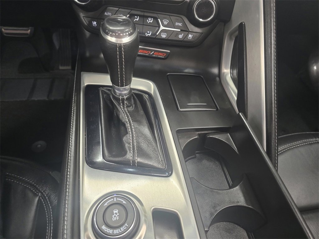 Used 2015 Chevrolet Corvette Z06 w/ 3LZ Preferred Equipment Group image 22