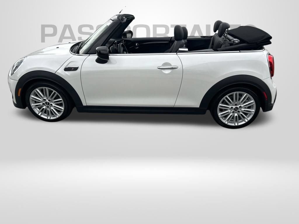 Used 2024 MINI Cooper S FWD image 3