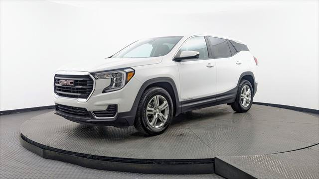 Used 2024 GMC Terrain SLE FWD image 2
