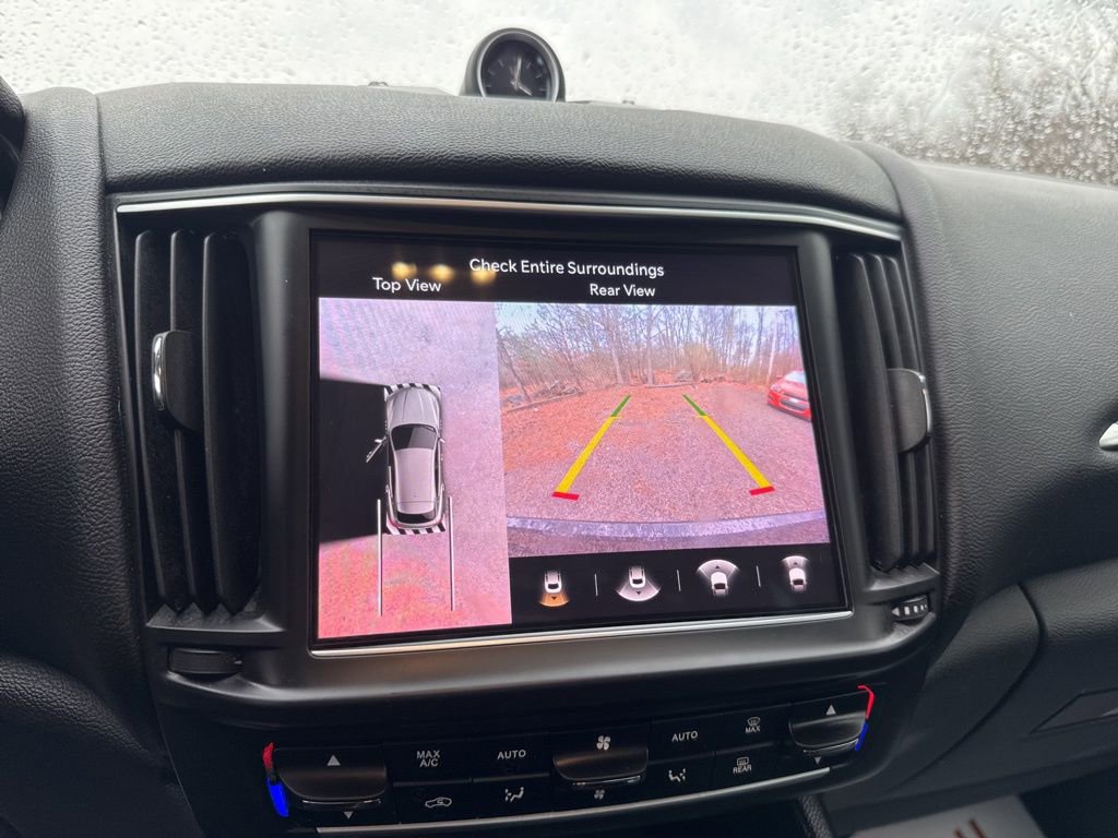 Used 2023 Maserati Levante Modena image 32