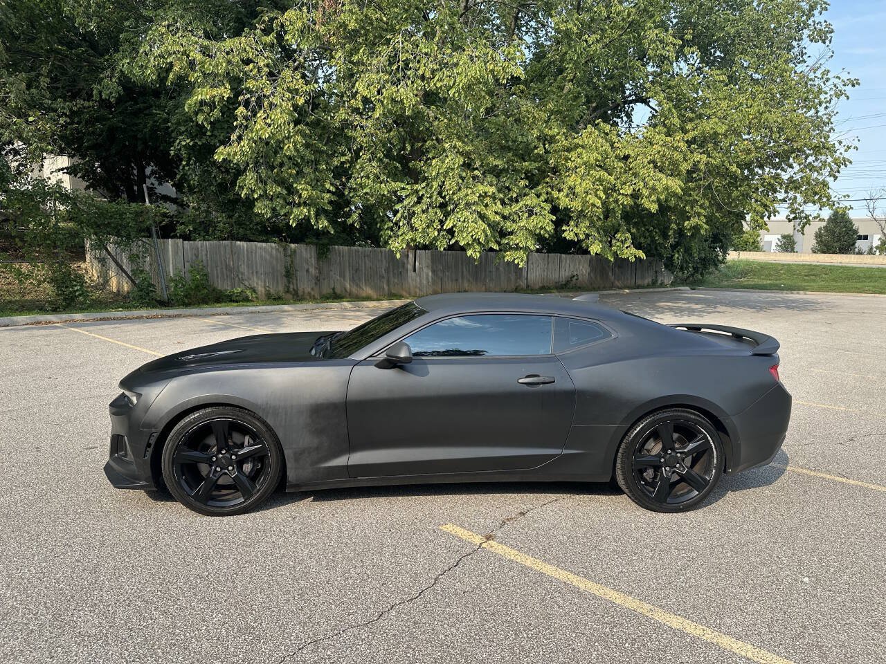 Used 2018 Chevrolet Camaro SS RWD image 3