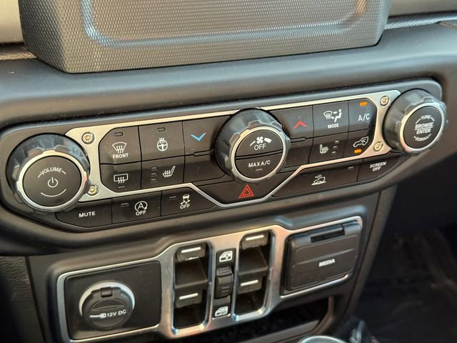 Used 2022 Jeep Gladiator Sport image 16