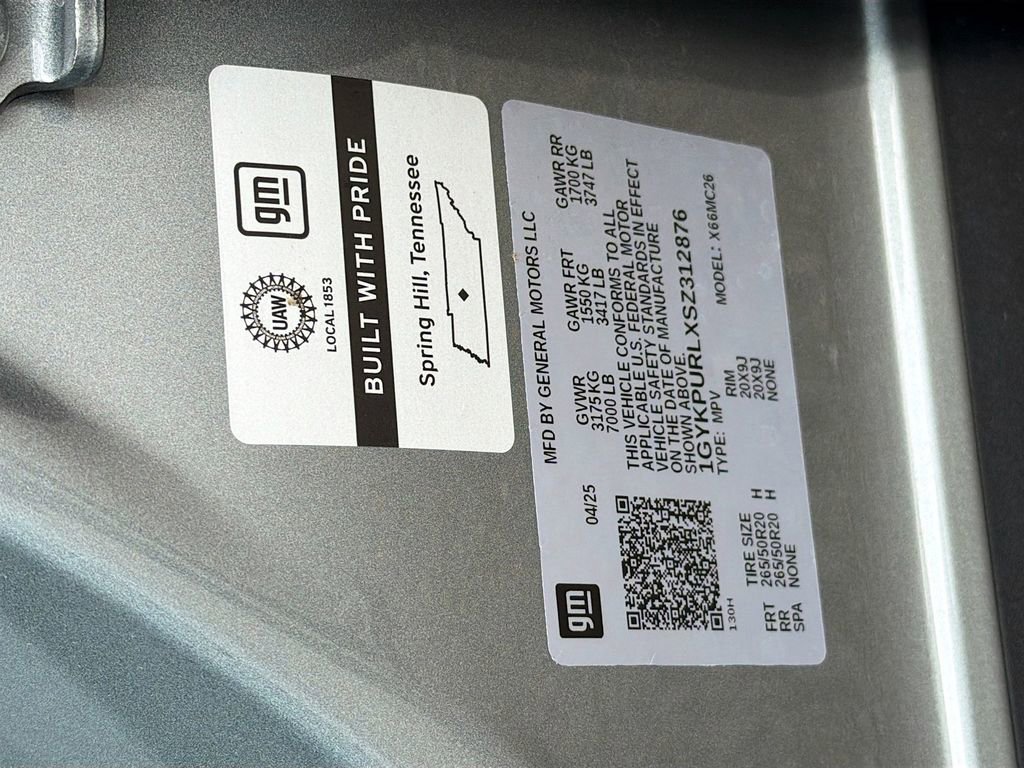 New 2025 Cadillac Lyriq Sport image 33