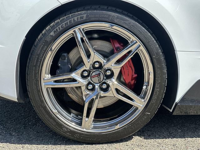 Used 2021 Chevrolet Corvette Stingray Premium Cpe w/ Z51 Performance Package RWD image 28
