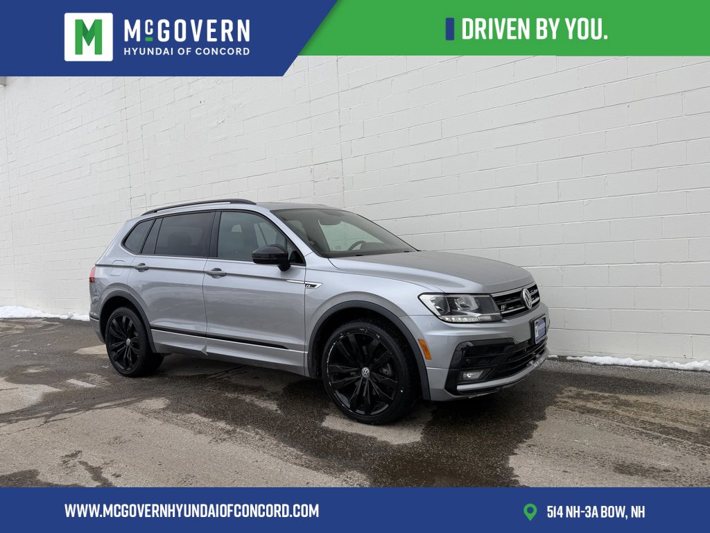 Used 2020 Volkswagen Tiguan SE R-Line w/ 3rd Row Seat Package image 4