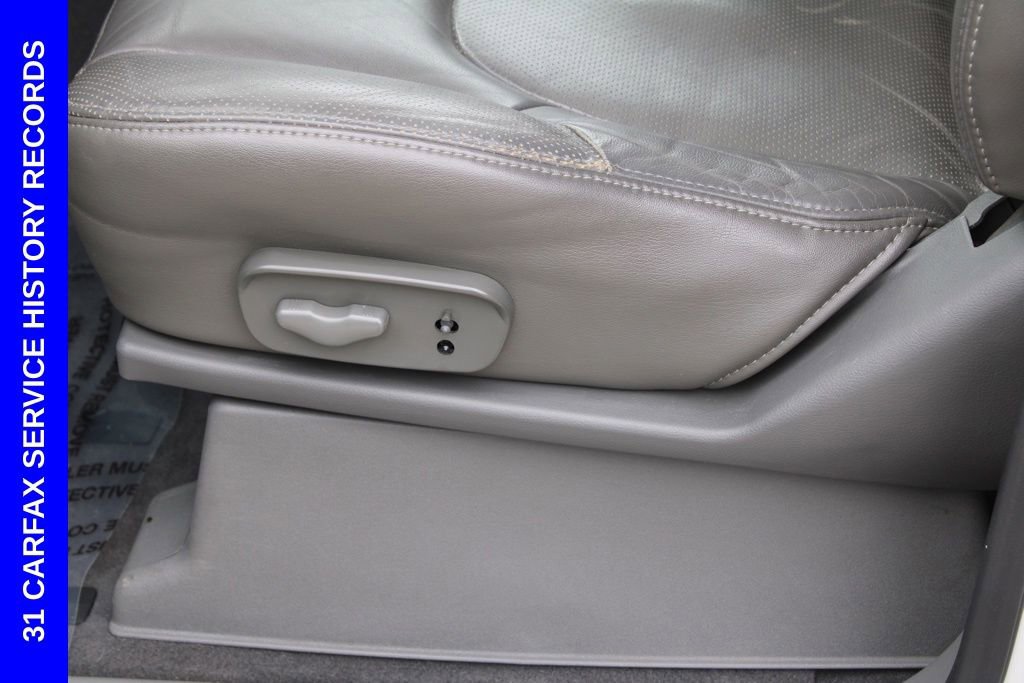 Used 2019 Nissan Frontier SL AWD/4WD image 14