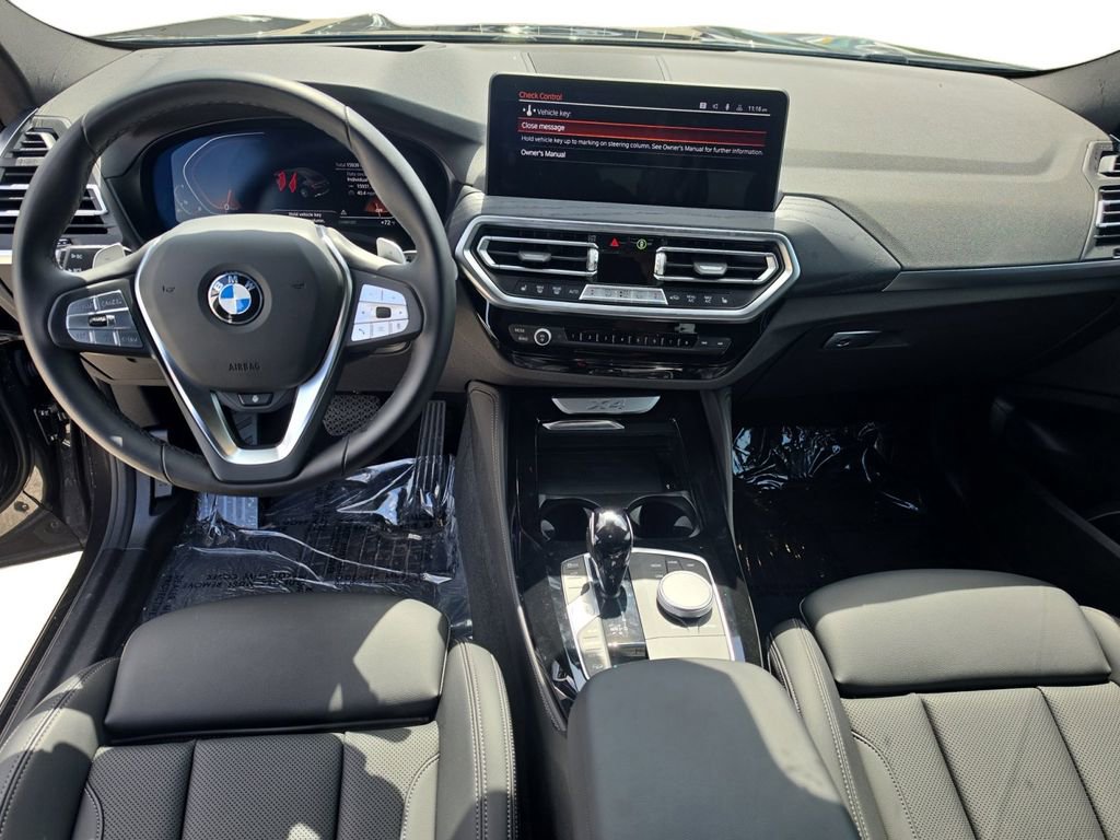 Used 2025 BMW X4 xDrive30i w/ Premium Package AWD/4WD image 10