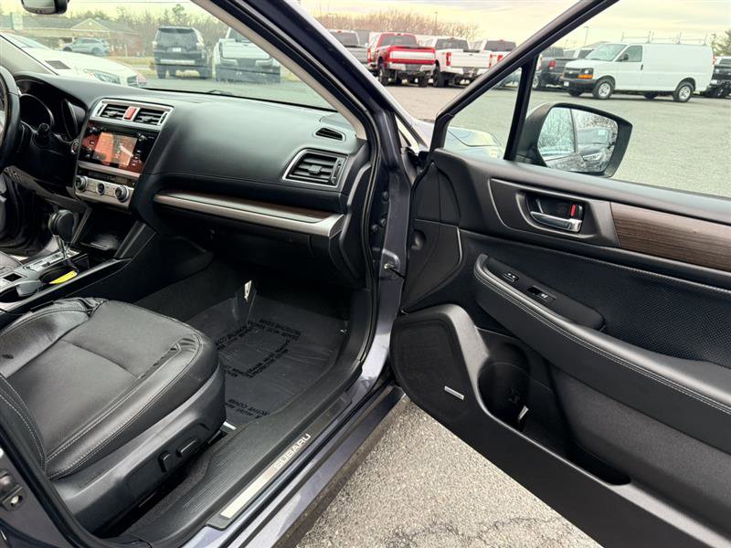 Used 2016 Subaru Legacy 2.5i Limited AWD/4WD image 11