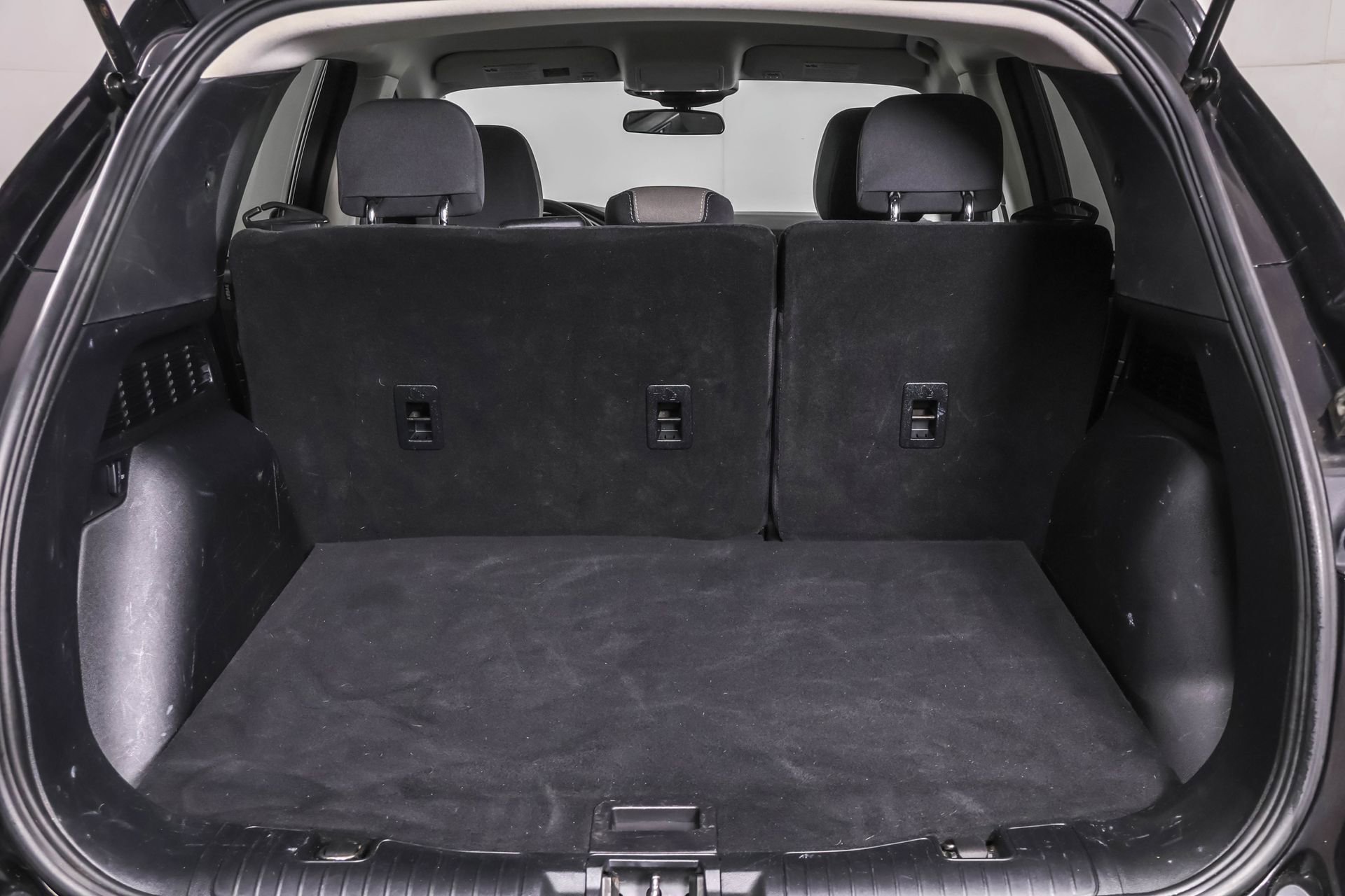 Used 2021 Ford Escape SE image 39