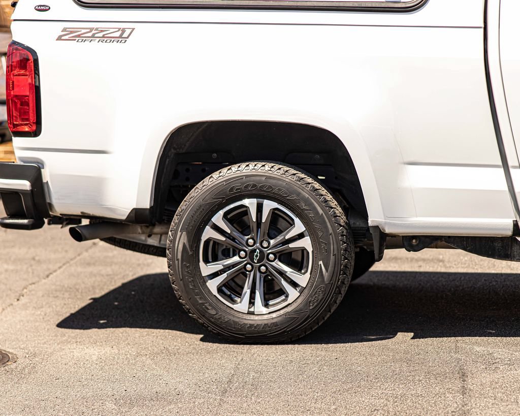 Used 2022 Chevrolet Colorado Z71 AWD/4WD image 11