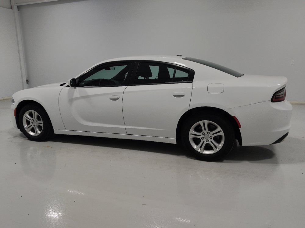 Used 2022 Dodge Charger SXT w/ Cold Weather Package RWD image 3