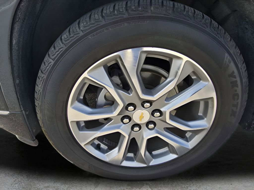 Used 2019 Chevrolet Traverse Premier w/ Driver Confidence II Package image 9