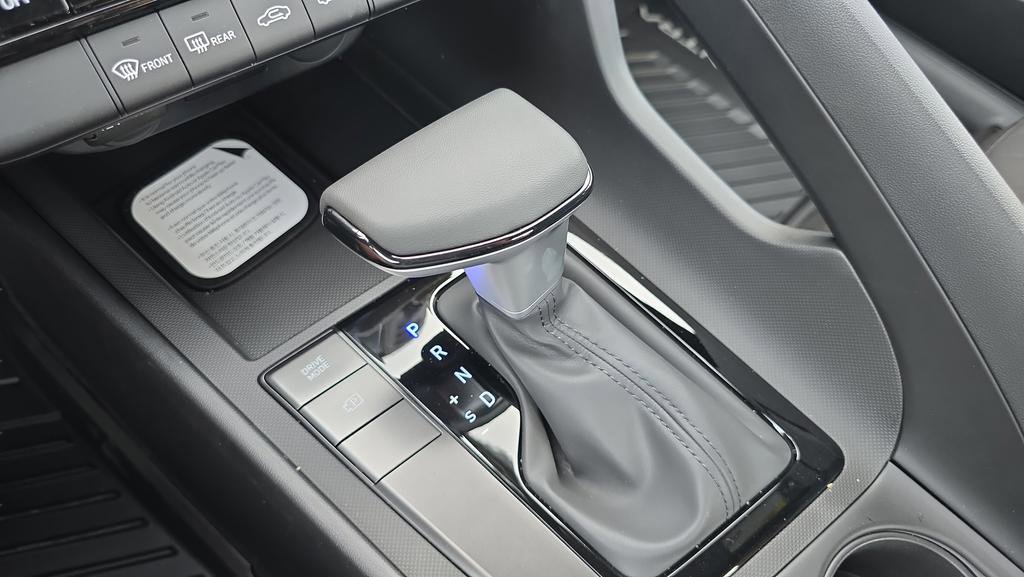 New 2026 Hyundai Elantra Sport FWD image 22