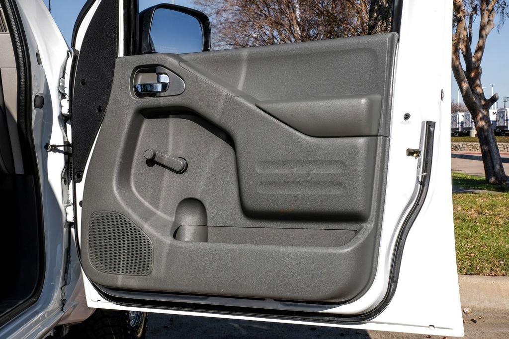 Used 2019 Nissan Frontier S image 40