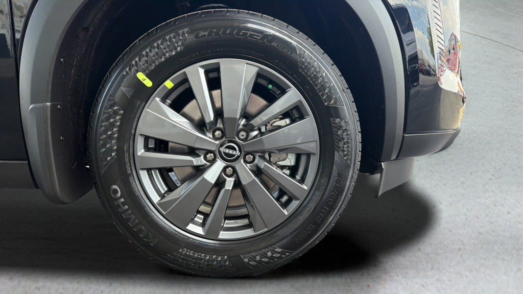 New 2026 Nissan Pathfinder SV AWD/4WD image 12