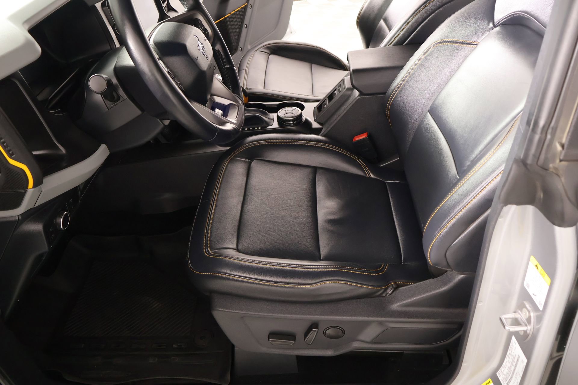 Used 2021 Ford Bronco Badlands AWD/4WD image 12