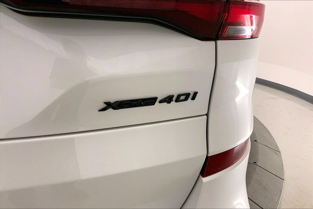 Used 2022 BMW X5 xDrive40i w/ M Sport Package AWD/4WD image 30