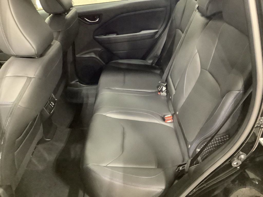 Used 2025 Subaru Forester Limited image 11