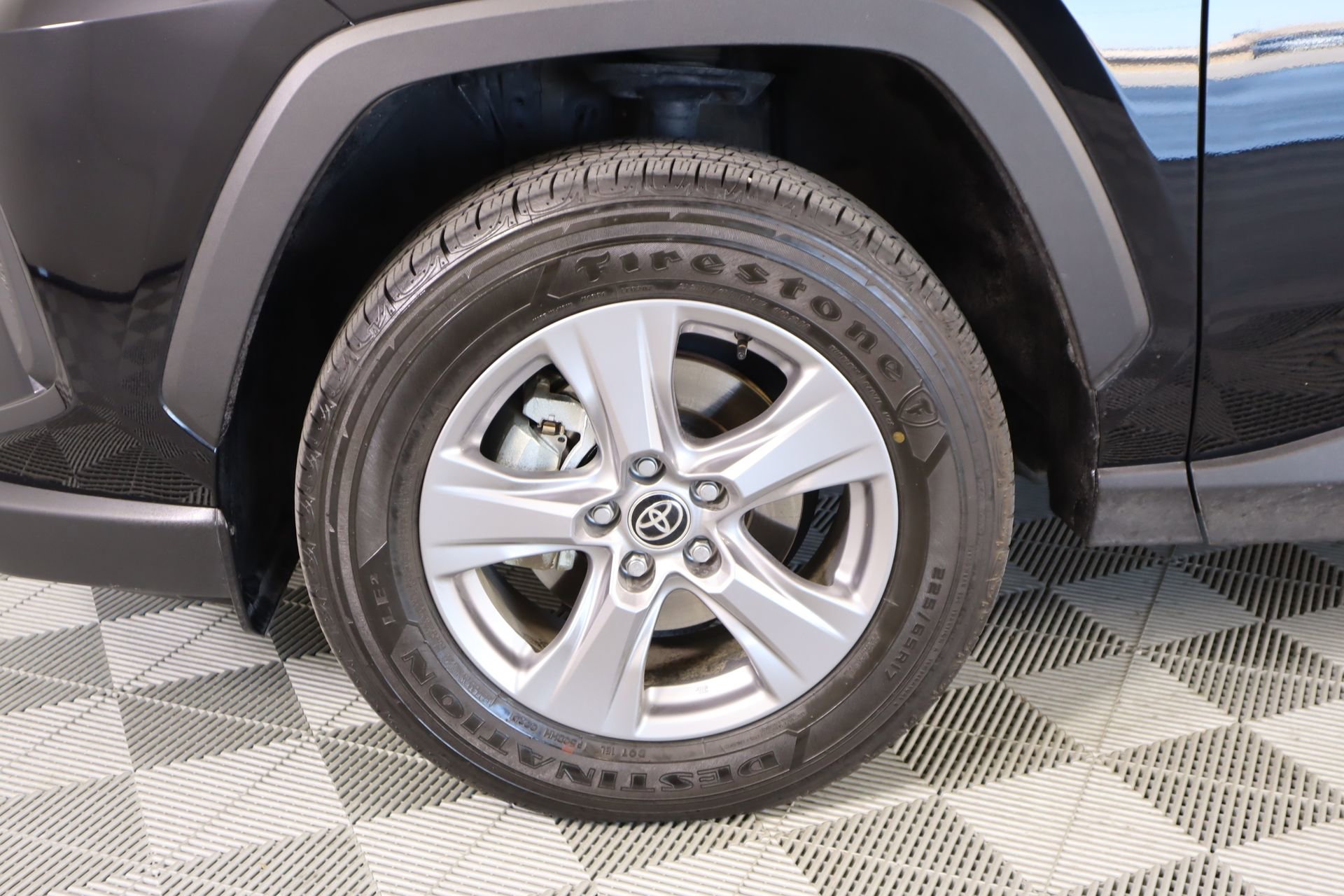 Used 2025 Toyota RAV4 LE image 16