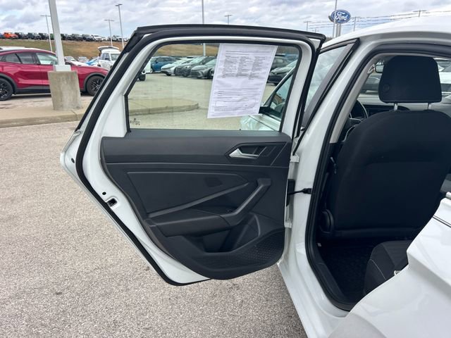 Used 2023 Volkswagen Jetta S image 40