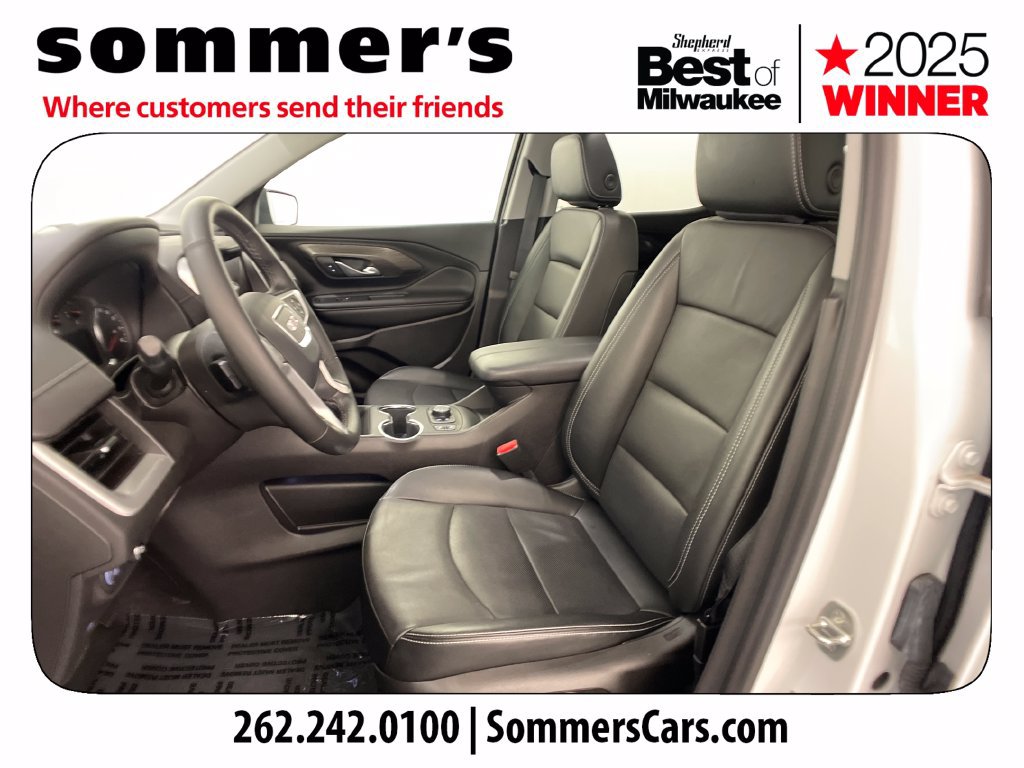 Used 2024 GMC Terrain SLT w/ Elevation Edition AWD/4WD image 9
