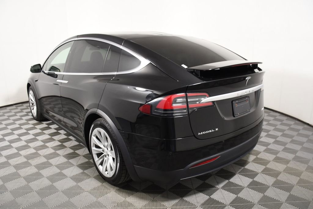 Used 2019 Tesla Model X Long Range AWD/4WD image 4