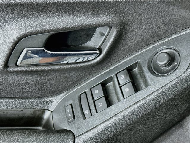 Used 2019 Chevrolet Trax LS w/ LPO, Protection Package FWD image 19