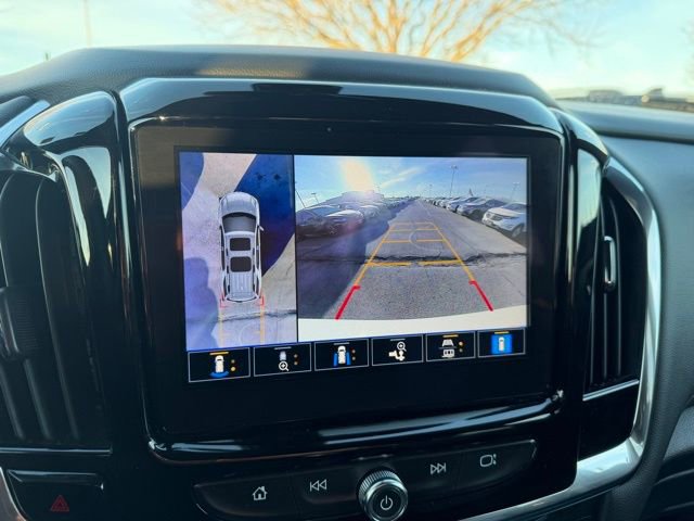 Used 2023 Chevrolet Traverse LT w/ LT Premium Package image 35
