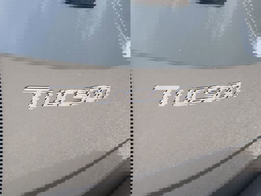 New 2026 Hyundai Tucson SE image 13