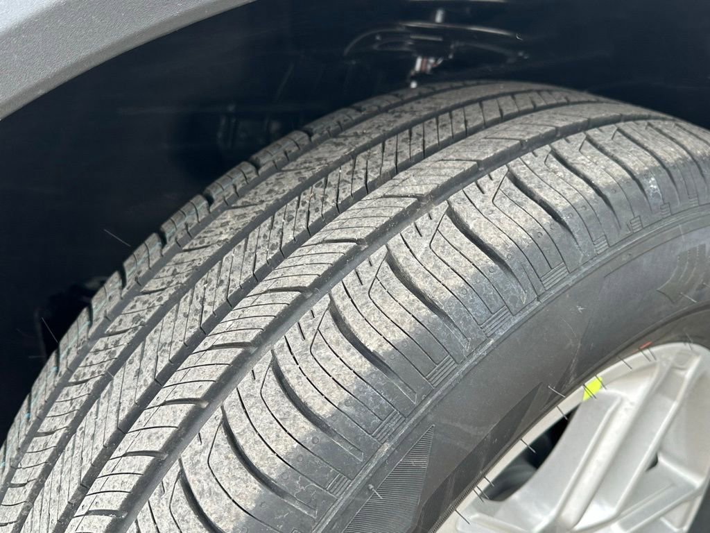 New 2026 Ford Explorer Active image 9