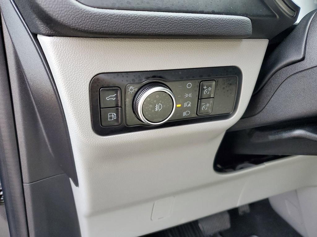 Certified 2024 Ford Escape SE w/ Class II Trailer Tow Package image 14