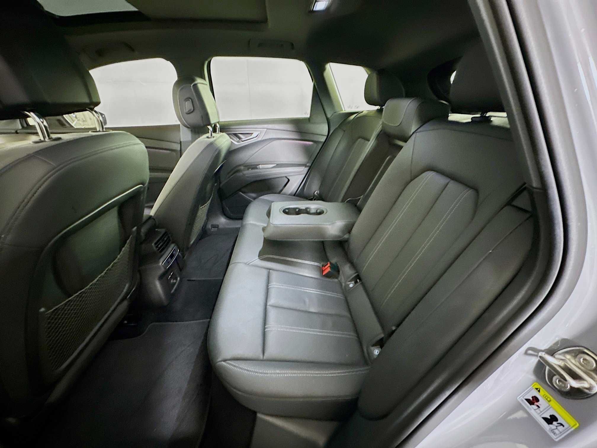 Used 2023 Audi Q4 e-tron Prestige w/ 20" Wheel Package AWD/4WD image 29