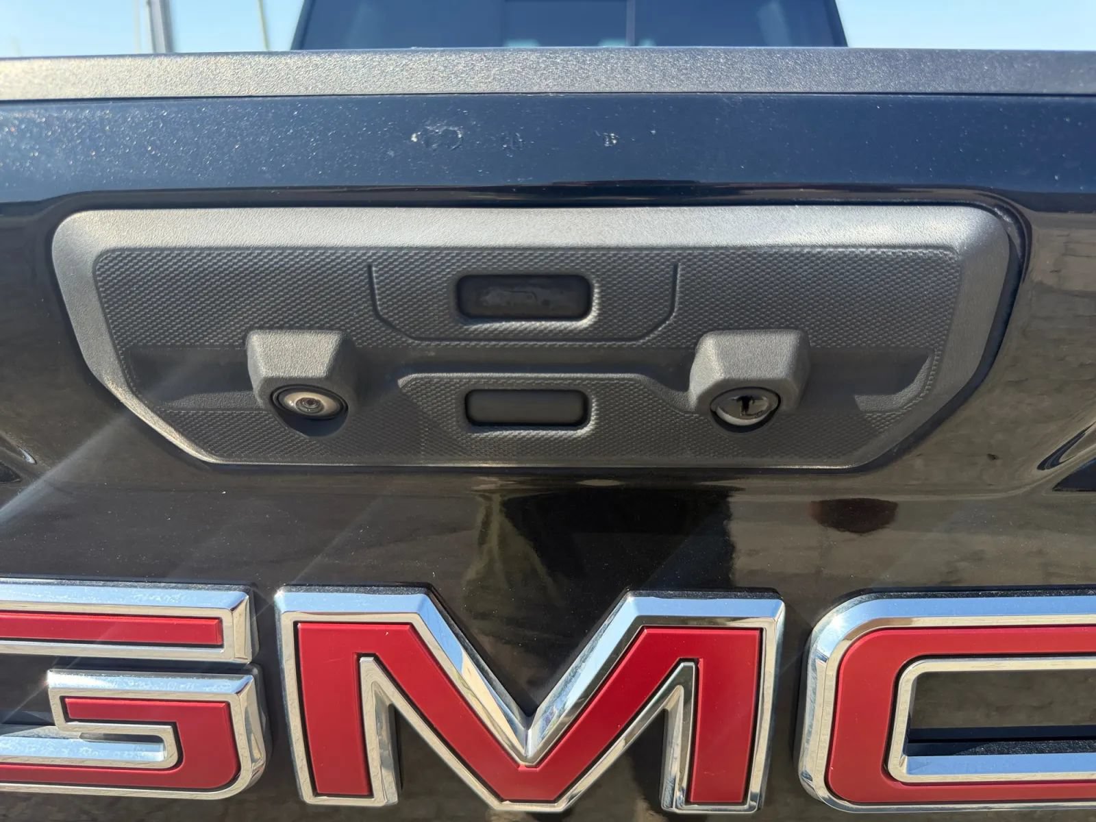 Used 2022 GMC Sierra 2500 Denali w/ Denali Ultimate Package AWD/4WD image 28
