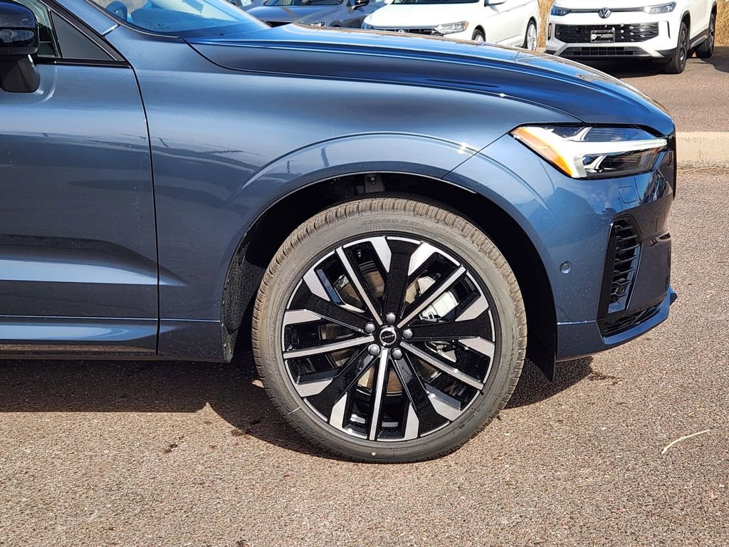 New 2026 Volvo XC60 T8 Ultra w/ Protection Package Premier image 29