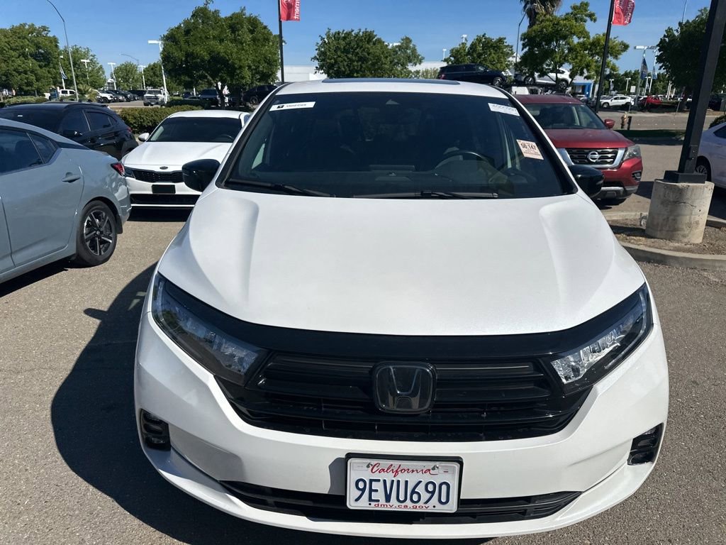 Used 2023 Honda Odyssey Sport image 2